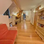 Tatil Evi Airconditioned Spacious With Private Swimming Pool