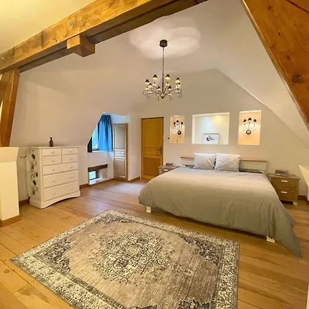 Airconditioned Spacious With Private Swimming Pool * Saint-Aquilin