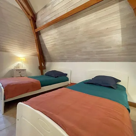 Semesterbostad Airconditioned Spacious With Private Swimming Pool *