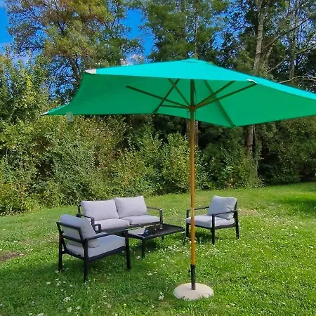 Semesterbostad Airconditioned Spacious With Private Swimming Pool